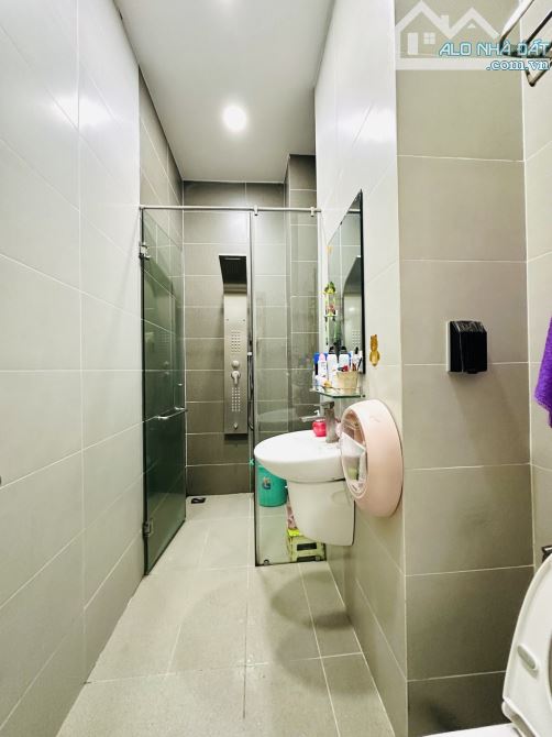 Bán nhà Bình Thạnh vài bước ra mặt tiền+ 4PN hiện đại + giá nhỉnh 8 tỷ - 6
