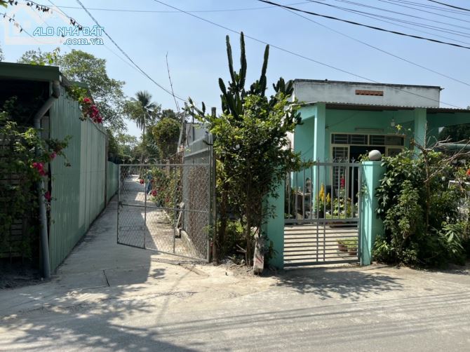 Đất An Sơn 20, Đã đổ thêm con đường bê tông trãi dài hết đất, Thích hợp xây nhà sổ chung - 2
