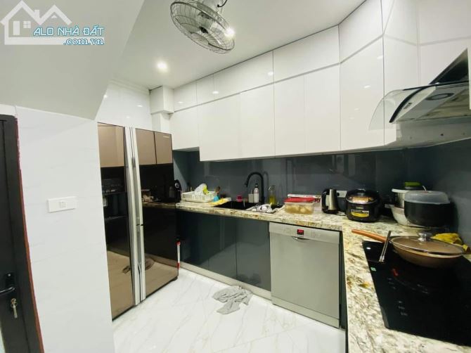 CẦN BÁN GẤP SIÊU, ĐẸP LUNG LINH 48M X 6 TẦNG GIÁ 6,3 TỶ, NHÂN HÒA THÁNH XUÂN - 1