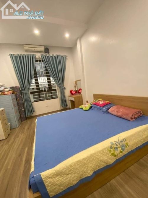 Bán nhà Bùi Xương Trạch, Dt 35m2 x5 tầng Mt 4m Giá 4,8 tỷ - 2