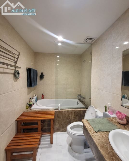 HIẾM !! Cho thuê căn hộ 1 ngủ 84m2 to nhất dự án Star City Lê Văn Lương giá TỐT !! - 4