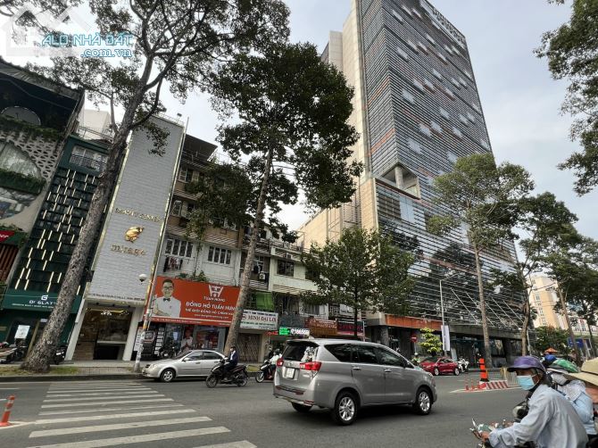 Căn Góc 2MT Trần Hưng Đạo (4,7X22m) 4 tầng, DTSD 305m2 - 1