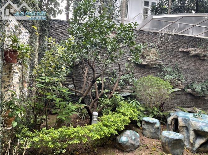 BÁN BIỆT THỰ SÂN VƯỜN ĐẲNG CẤP 3TẦNG 285M2 – KĐT MỚI CỔ NHUẾ - KHÔNG GIAN CỰC KÌ ĐÁNG SỐNG - 2