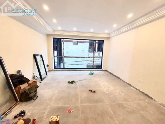 BÁN NHÀ KHU VIP NGUYỄN SƠN BỒ ĐỀ LONG BIÊN HÀ NỘI 45M6T 4,5MT 8,95TỶ GARA Ô TÔ THANG MÁY - 2