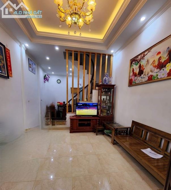 Bán nhà 4 tầng Dt 34m2 Ngõ 15 Phương Mai, Giá 4 tỷ