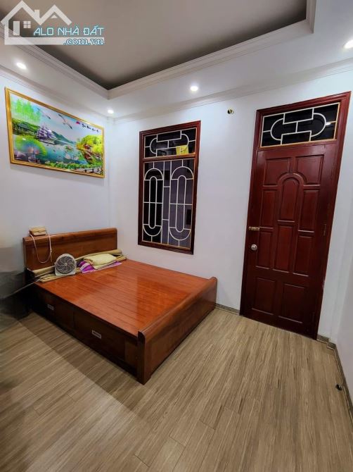 Bán nhà 4 tầng Dt 34m2 Ngõ 15 Phương Mai, Giá 4 tỷ - 4