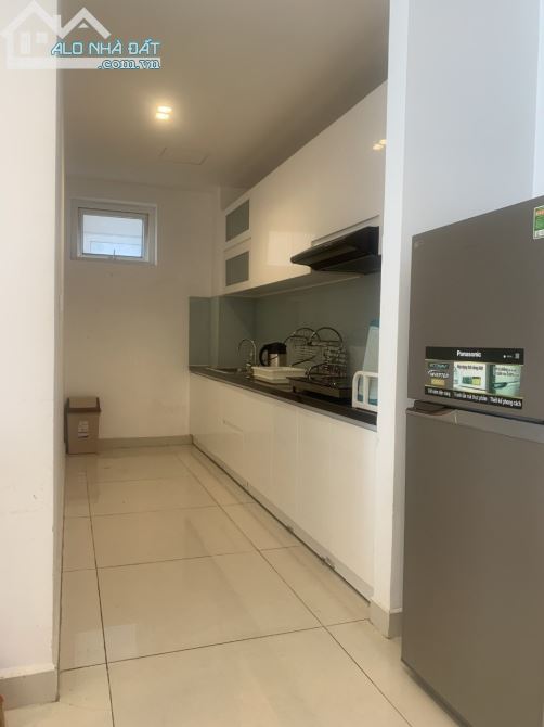 Căn Hộ SKY CENTER Phổ Quang 98m2 3 Phòng Ngủ, Đầy Đủ Nội Thất GIÁ 19tr/tháng - 2