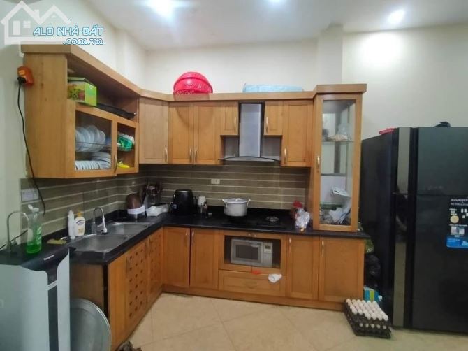 Bán nhà 5 tầng phố Thịnh Quang, Dt 42m2 Mt 4m, Giá 5,1 tỷ - 3