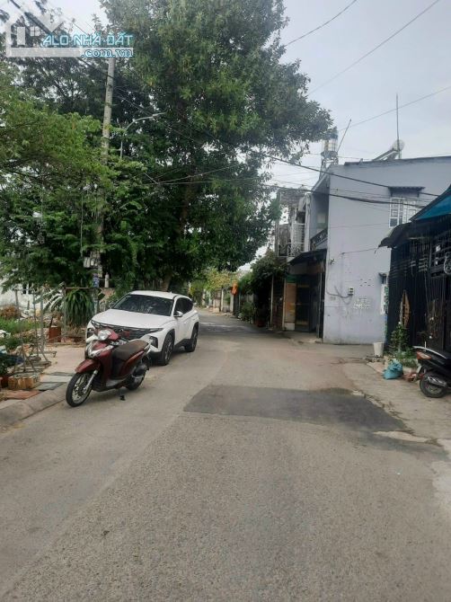 Bán gấp căn nhà 98m2 ở xã Thới Tam Thôn - Hóc Môn giá 750 triệu. - 4