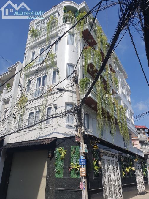 Bán nhà hàng 4 tầng MT đường Nguyễn Tất Thành - Thanh Khê - DT 250m2(10x25) - Giá 30 tỷ