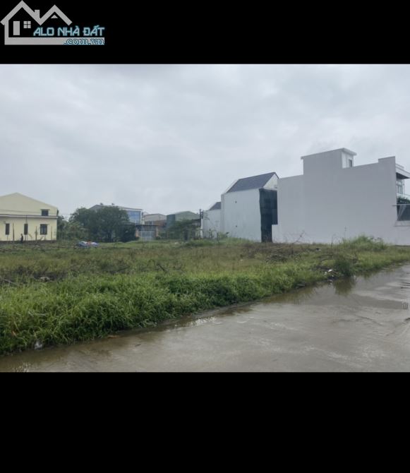 Bán lô 1 mặt tiền 113m xóm 1 KQH Ngọc anh, Phú thượng, tp Huế