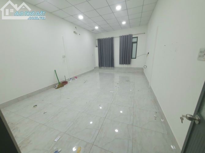 Bán Nhà Mặt Tiền Nguyễn Văn Cừ An Khánh Cần Thơ giá 12,5 Tỷ - 6