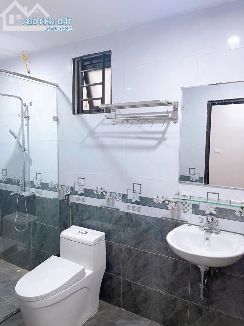 CHÍNH CHỦ GỬI BÁN NHÀ QUẬN HÀ ĐÔNG DT 36M 5T MT 3,7M GIÁ 4,4 TỶ - 4