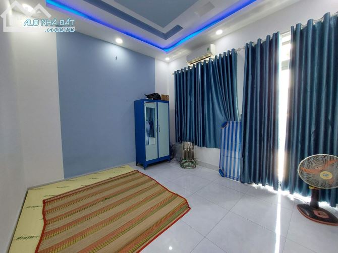 Bán Nhà Hẻm ÔTô 7 Chỗ Đỗ Cửa Bùi Thị Xuân,P1, Tân Bình, 30m2, 2 Tầng, 3tỷ1. - 1