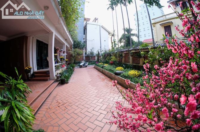 BÁN BIỆT THỰ 3 TẦNG 426M2 – TÔ NGỌC VÂN - HỒ TÂY - VỈA HÈ RỘNG - XÂY TÒA HOMESRAY - 1