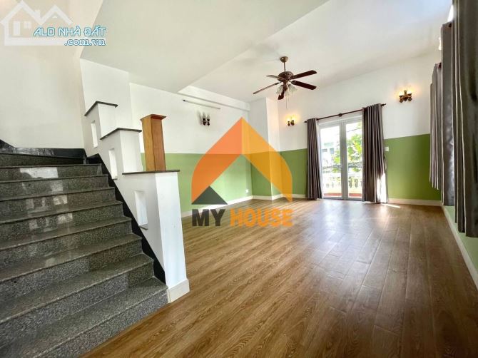 ⛔✋VILLA THẢO ĐIỀN ~400M2_rộng khủng khiếp làm vp_có gara - 2