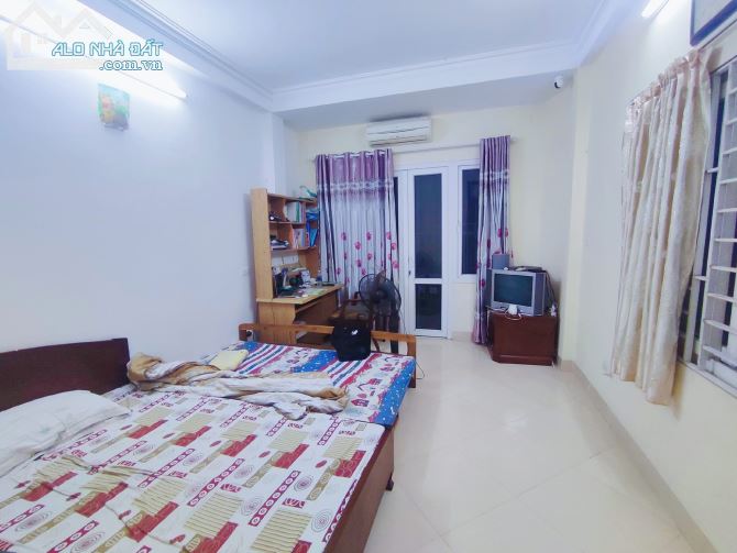 BÁN NHÀ PHỐ LÊ LAI HÀ ĐÔNG-NGÕ RỘNG -VỊ TRÍ ĐẮC ĐỊA-NHÀ RỘNG THOÁNG SÁNG-DT:48M2-GIÁ: 8,5 - 2