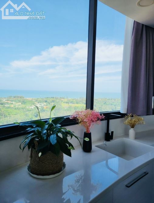 cho thuê penhouse Gateway 3PN full nội thất sân vườn rộng 238m2 - 2
