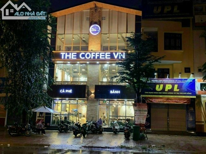 Bán nhà mặt tiền  NGUYỄN THỊ MINH KHAI 7x19m,nở hậu ,2 lầu Giá 40 tỷ TL ,Quận 1