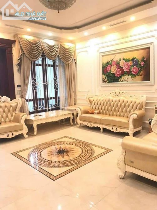 Bán biệt thự cực hiếm 119m2, ngang 7m hướng ĐN đường Lê Hồng Phong