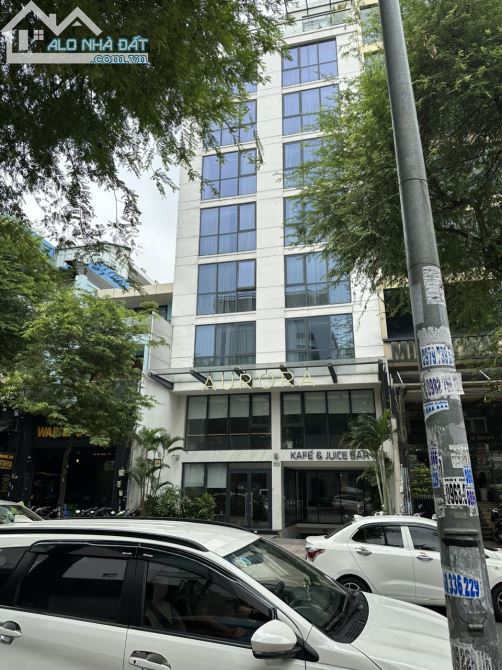 Bán khách sạn MT LÊ THÁNH TÔN( KHU NHẬT) 35P- DT:1300M2-1H+10Tầng- Giá 175 TỶ TL, Q1