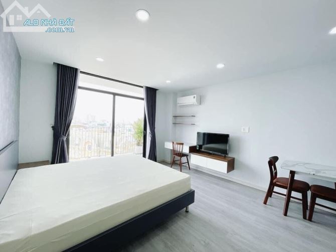 Studio ban công 30m2 full nội thất cao cấp ngay trung tâm Tân Bình - 1