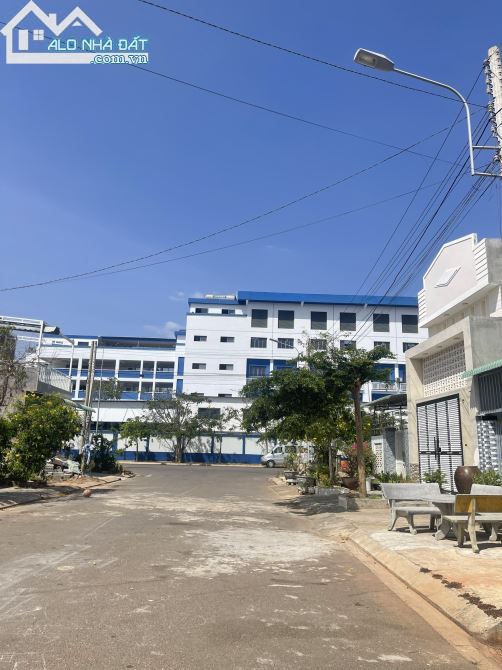 Bán lô đất mặt tiền đường Nhựa - 100m2 giá 3 tỷ 1 - KDC Bắc Xuân An - TP Phan Thiết - 2