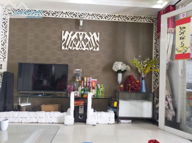 Nhà chính chủ hẻm xe hơi NGUYỄN VĂN TRỖI, P. 10, Phú Nhuận, 6.5m x 18. Giá 12.5 Tỷ - 1