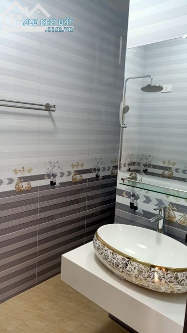 Bán nhà siêu đẹp, thiết kế theo phong cách Châu Âu, ô tô cách nhà 10m-Hà Đông 5 tỷ*4T*4P - 1