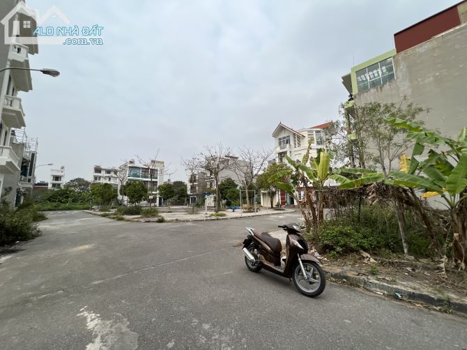 ☘️☘️☘️BÁN ĐẤT KĐT VẠN LỘC ĐƯỜNG TRẦN HUY LIỆU, LÊ VĂN HƯU - 3