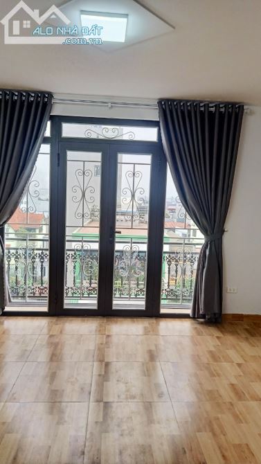 Bán nhà siêu đẹp, thiết kế theo phong cách Châu Âu, ô tô cách nhà 10m-Hà Đông 5 tỷ*4T*4P - 3
