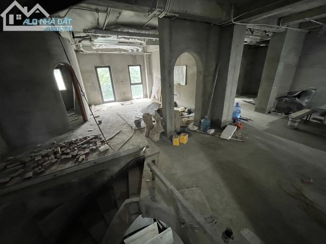 BIỆT THỰ NAM TRUNG YÊN 250m2 MT 12m 5 TẦNG THANG MÁY View công viên 74,5 Tỷ