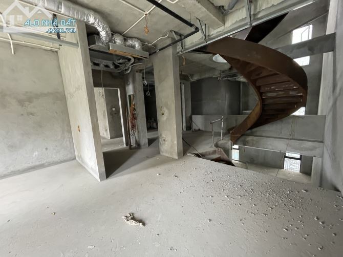 BIỆT THỰ NAM TRUNG YÊN 250m2 MT 12m 5 TẦNG THANG MÁY View công viên 74,5 Tỷ