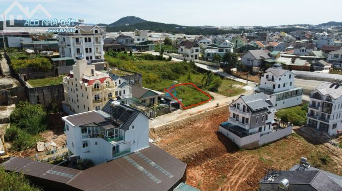 Cần bán lô đất hai mặt tiền đường Trần đại nghĩa p8 thành phố Đà