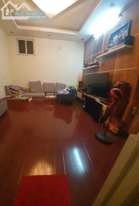 Bán nhà La Thành, Đống Đa 30m2, 4 tầng, mặt tiền 3.9m, chỉ 2.9 tỷ - 1