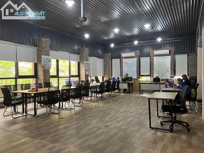 Cho Thuê  Nhà Văn Phòng Nguyễn Thế Truyện, P.Tân Sơn Nhì, Q.TP, 9x20m, Hầm Trệt 4 Lầu
