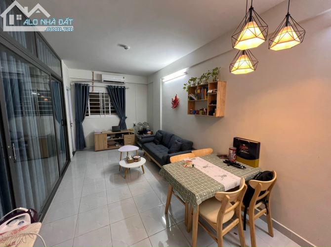 Cho thuê căn hộ Nam Long  tầng 2 full nội thất - Giá 6.5 triệu