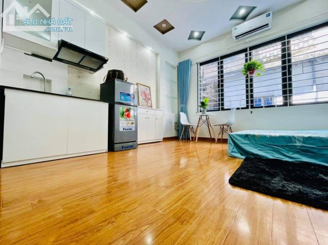 BÁN NHÀ CẦU GIẤY, TÒA CHDV ĐƯỜNG Ô TÔ PHỐ CẦU GIẤY, MT8M, 140M2*9T, 47 CHCC PHỐ CẦU GIẤY,