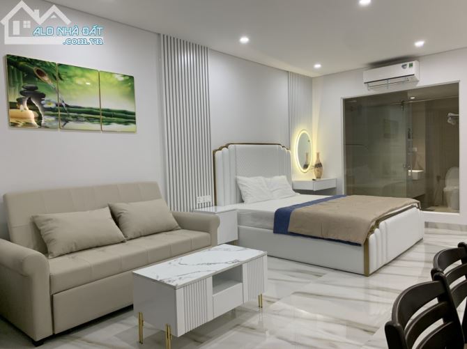 Cho thuê căn hộ Gold Coast Nha Trang view biển, nội thất cao cấp chỉ 9tr/tháng