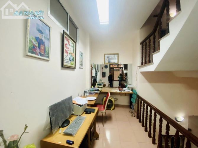 BÁN NHÀ MẶT TIỀN HẢI HỒ - Q. HẢI CHÂU - MT: 8M, NỞ HẬU - KHU VỰC KINH DOANH SẦM UẤT - 3 T - 1