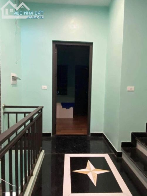 Bán nhà 5 tầng mặt Ngõ 62 cách mặt phố Đại La 15m, Sổ đỏ vuông vắn Mt 4m, Giá 4,4 tỷ - 3