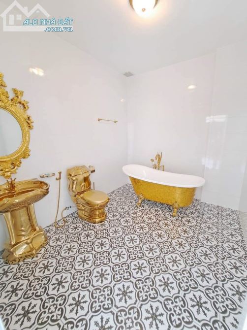 Biệt Thự Tâm Huyết Sát Biển Bãi Sau Vũng Tàu 355M2 (14x25) - Giá: 65Tỷ - 2