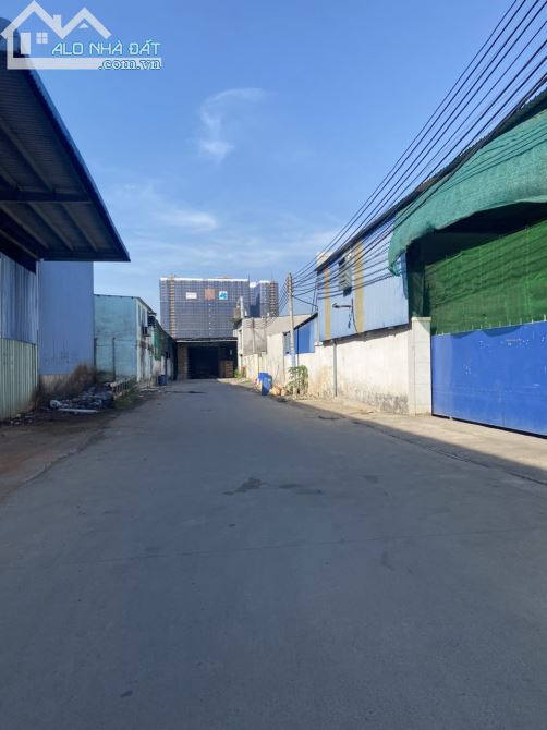Xưởng cho thuê 2400m² Visip 1 Quốc lộ 13 Bình Hoà Thuận An - 1
