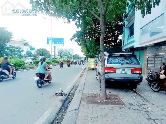 Bán Mặt Tiền Kinh Doanh Đỉnh Trường Chinh Tân Bình,170m2,Ngang Khủng 8m,3 Tầng,26tỷ. - 1