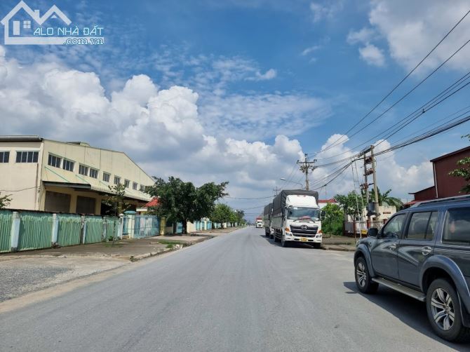 Bán nền đất 3.7 mẫu (37.360m2) Mặt Tiền Quốc Lộ N2, Thạnh Hóa, Long An giá chỉ có 39 tỷ - 5