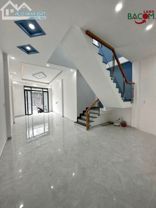 Bán nhà 70m2 1 trệt 1 lầu, đường ô tô  gần giáo xứ Bình Hải phường Tân Tiến - 1