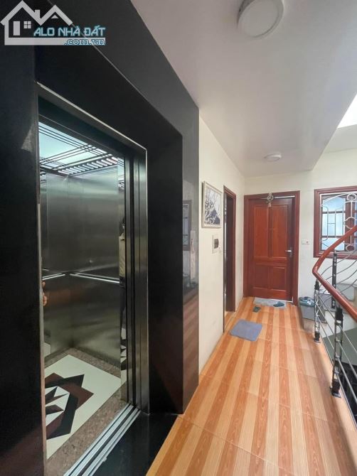 💥 Bán Tòa văn phòng Phố Nguyễn Khang, 80m2 7T Thang máy, MT 5m, Chỉ 22.8 Tỷ 💥 - 4