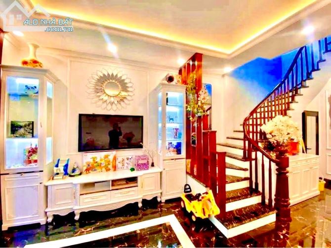 Bán biệt thự Võng Thị Tây Hồ - 6 Tầng thang máy – Gara 7 chỗ - Vài bước ra Hồ Tây – 15.xTỷ - 2