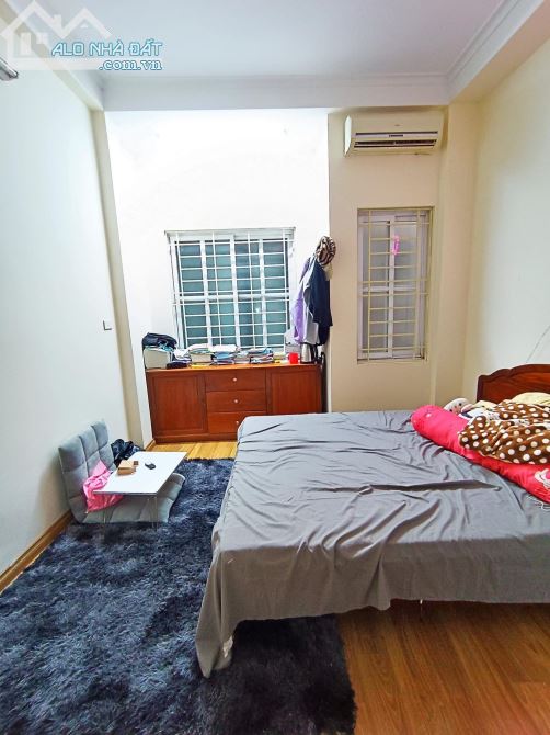Bán nhà trung tâm đống đa, Văn Hương 25m,  5 tầng, mt 3.9m, chỉ 2.83 tỷ - 3
