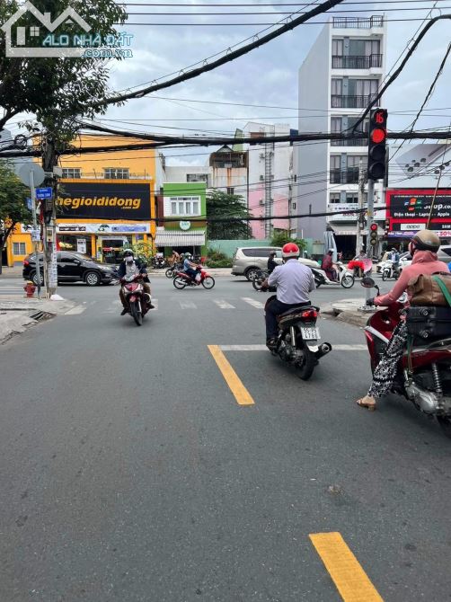 Cần bán gấp BIỆT THỰ LÔ GÓC Mặt đường 441  Q9,283m2, 2 tầng 26Tỷ. - 4